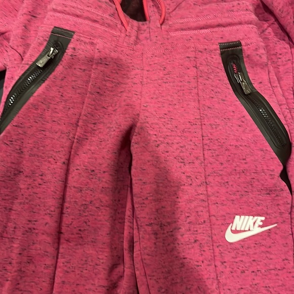 Nike jumpsuit - Picture 2 of 3